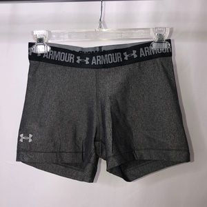Under Armour short workout shorts